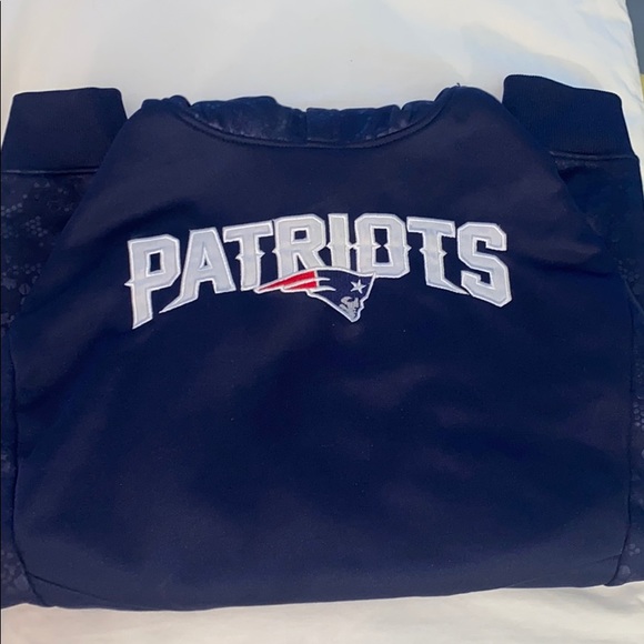 Patriots Hoodie! - Picture 1 of 3